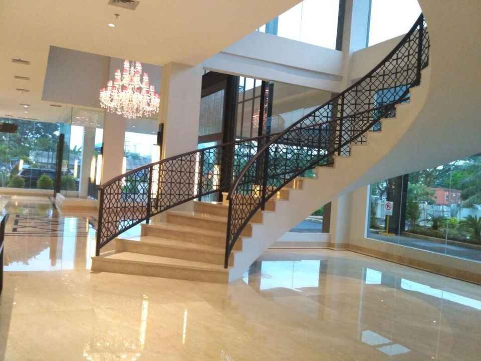 Lobby Area