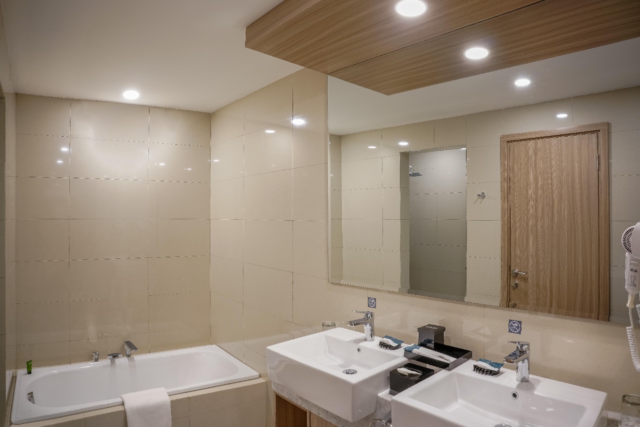 BATHROOM STUDIO PLUS