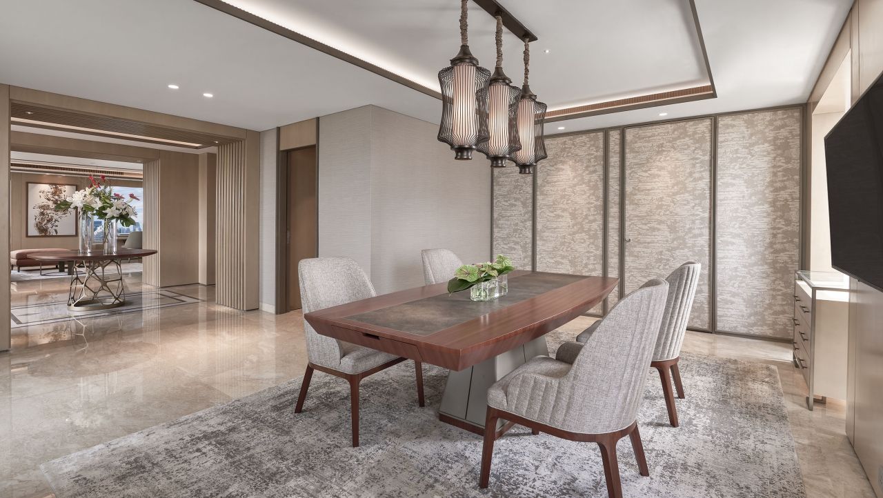 Diplomatic Suite - Dining Room