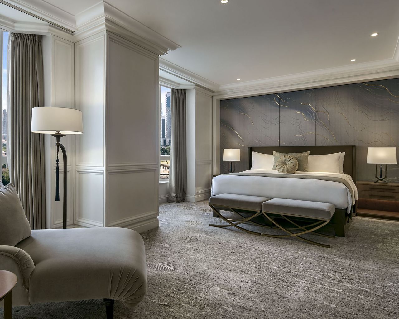 Plaza Suite - Bedroom