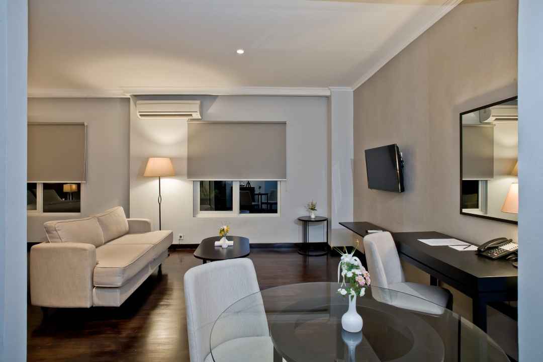 Executive Suites Room