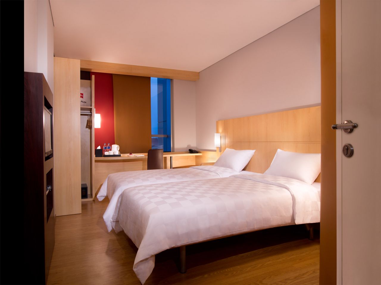 Superior Room - Twin Bed