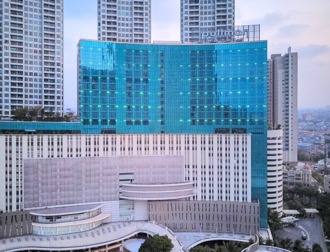 Hotel Facade