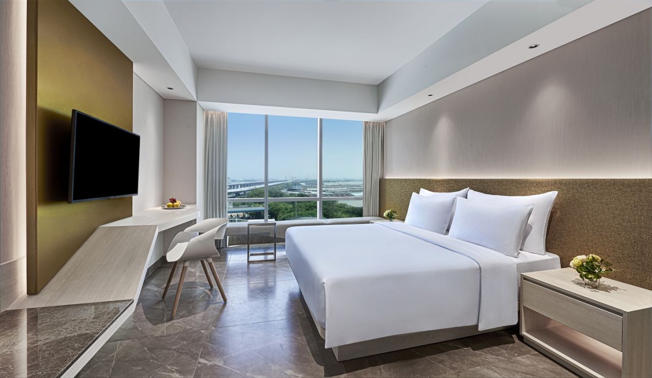 Deluxe Room Queen Bed