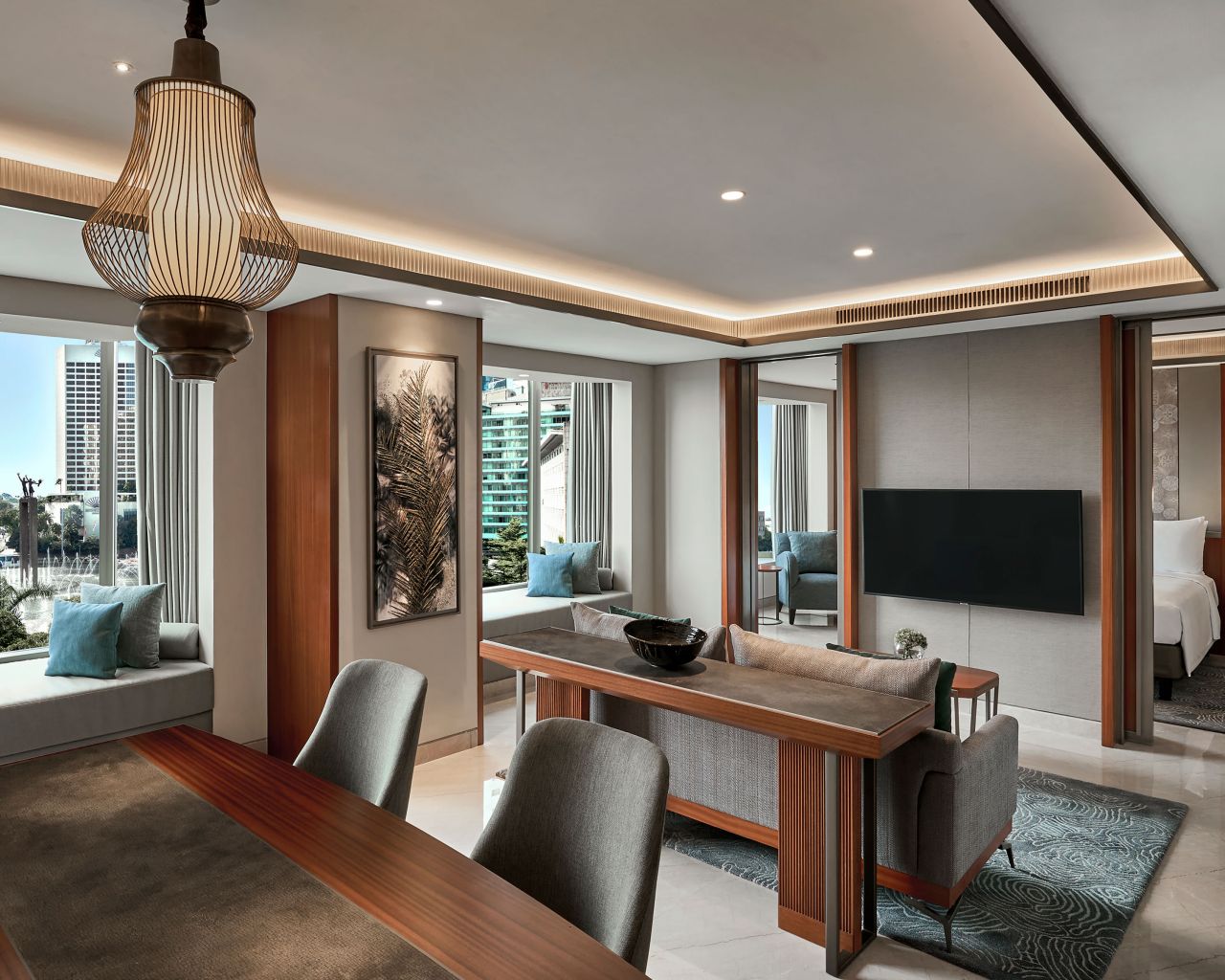 Grand Suite - Dining Room